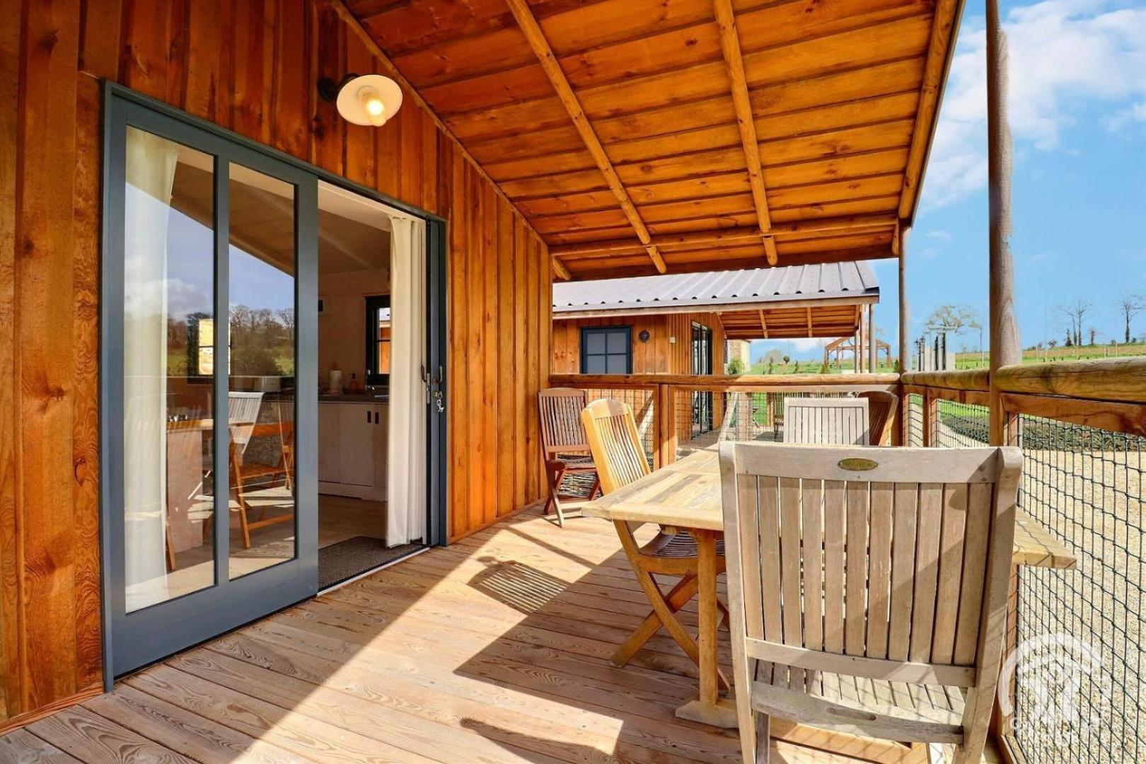 Mezieres-Sur-Couesnon Lodge De L'Etang מראה חיצוני תמונה